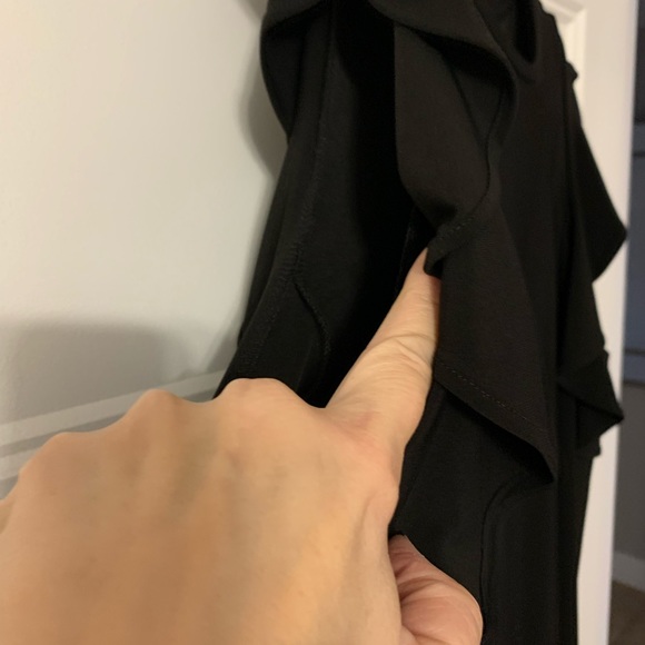 DKNY SWEATER OPEN SHOLDER - Picture 5 of 9